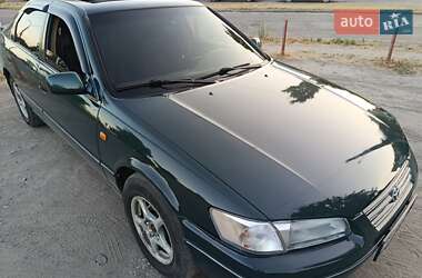 Седан Toyota Camry 1998 в Білгороді-Дністровському