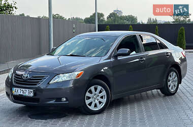 Седан Toyota Camry 2008 в Днепре