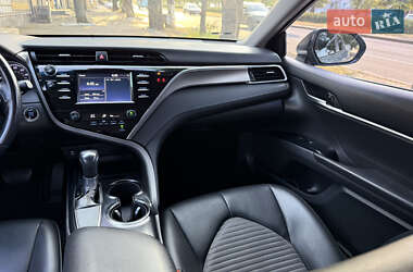 Седан Toyota Camry 2018 в 