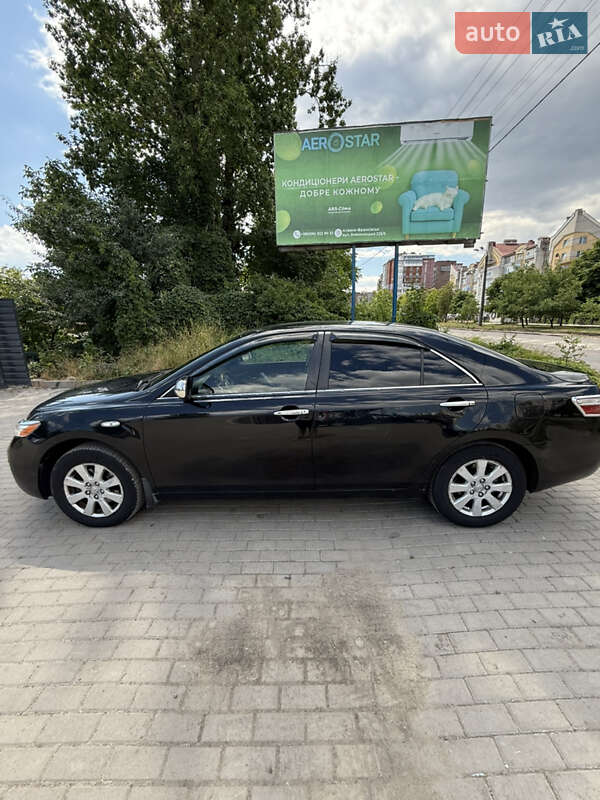 Седан Toyota Camry 2007 в Івано-Франківську