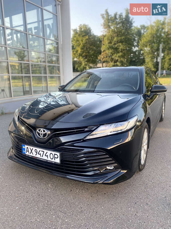 Toyota Camry 2018