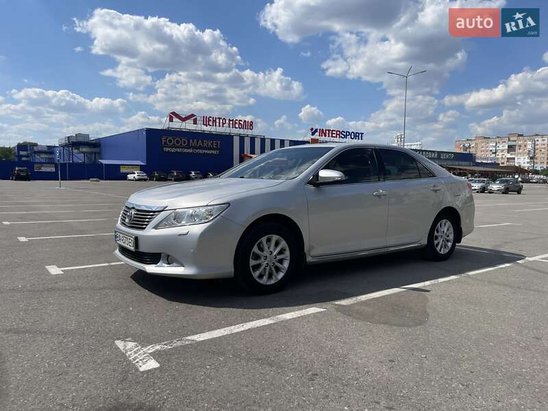 Седан Toyota Camry 2013 в Кропивницькому фото 3 Седан Toyota Camry 2013 в Кропивницькому