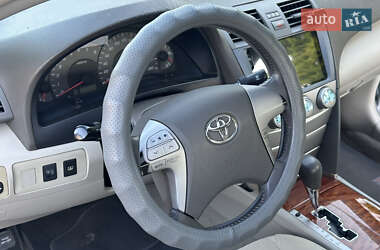 Седан Toyota Camry 2007 в 