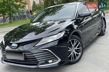 Седан Toyota Camry 2022 в Вінниці