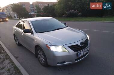 Седан Toyota Camry 2006 в Золотоноше