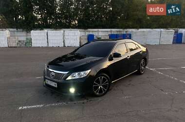 Седан Toyota Camry 2013 в Кременчуці