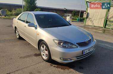 Седан Toyota Camry 2002 в Конотопе
