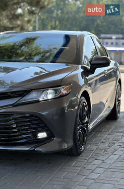 Седан Toyota Camry 2018 в 