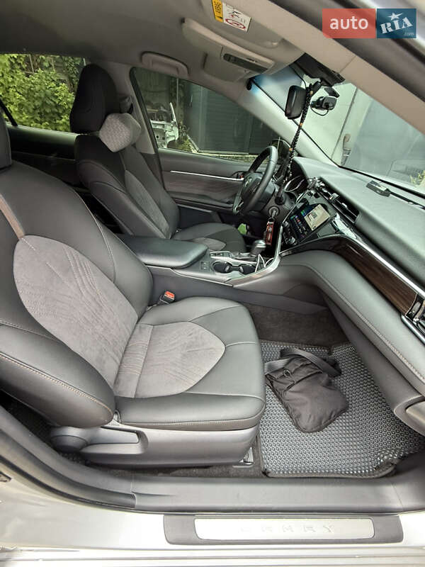 Седан Toyota Camry 2018 в Харкові фото 6 Седан Toyota Camry 2018 в Харкові