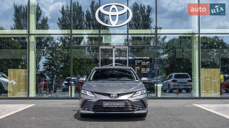 Седан Toyota Camry 2022 в Днепре фото 5 Седан Toyota Camry 2022 в Днепре