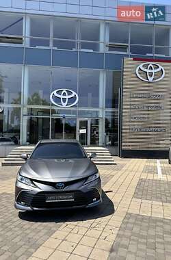 Седан Toyota Camry 2023 в Одесі