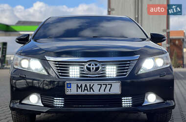 Седан Toyota Camry 2012 в 