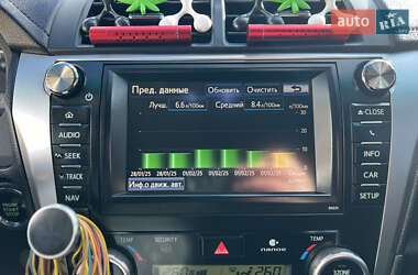Седан Toyota Camry 2012 в 