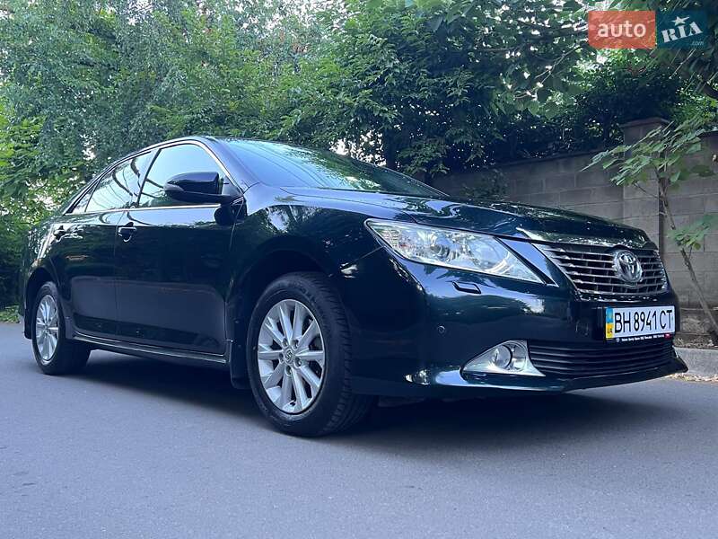 Седан Toyota Camry 2014 в Одессе