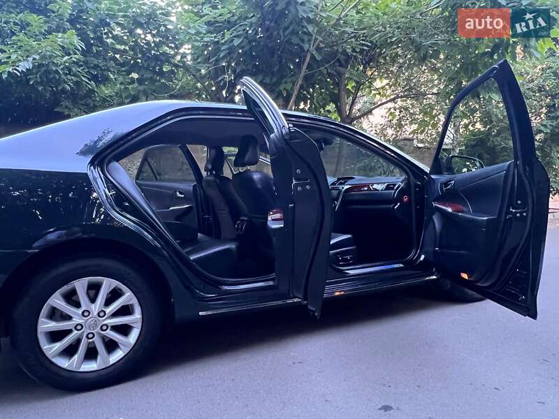 Седан Toyota Camry 2014 в Одессе