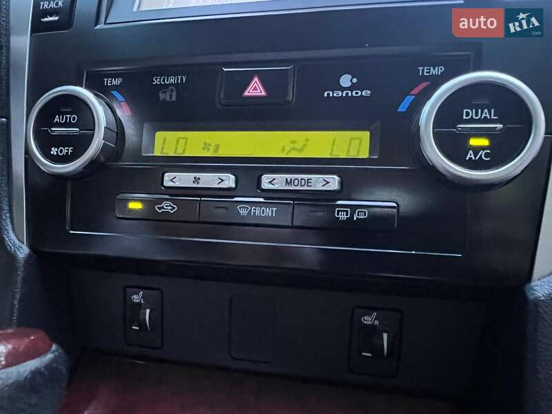 Седан Toyota Camry 2014 в Одессе