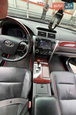Седан Toyota Camry 2012 в 