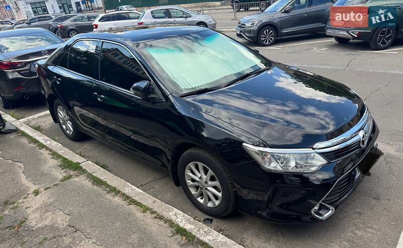 Седан Toyota Camry 2014 в Києві
