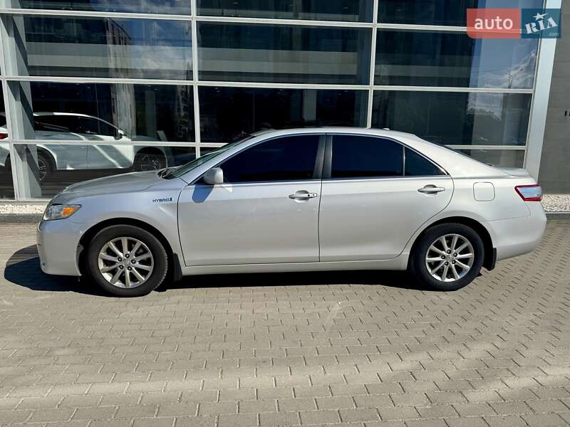 Седан Toyota Camry 2011 в Києві