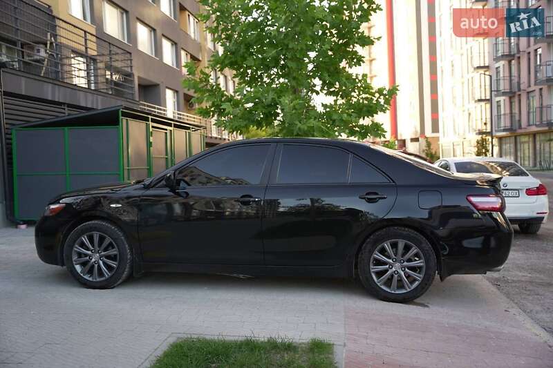 Седан Toyota Camry 2007 в Львові