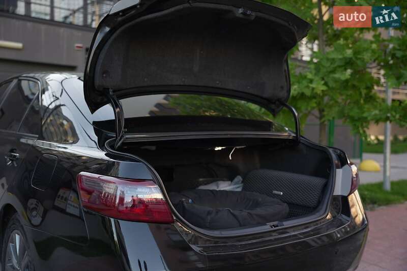 Седан Toyota Camry 2007 в Львові