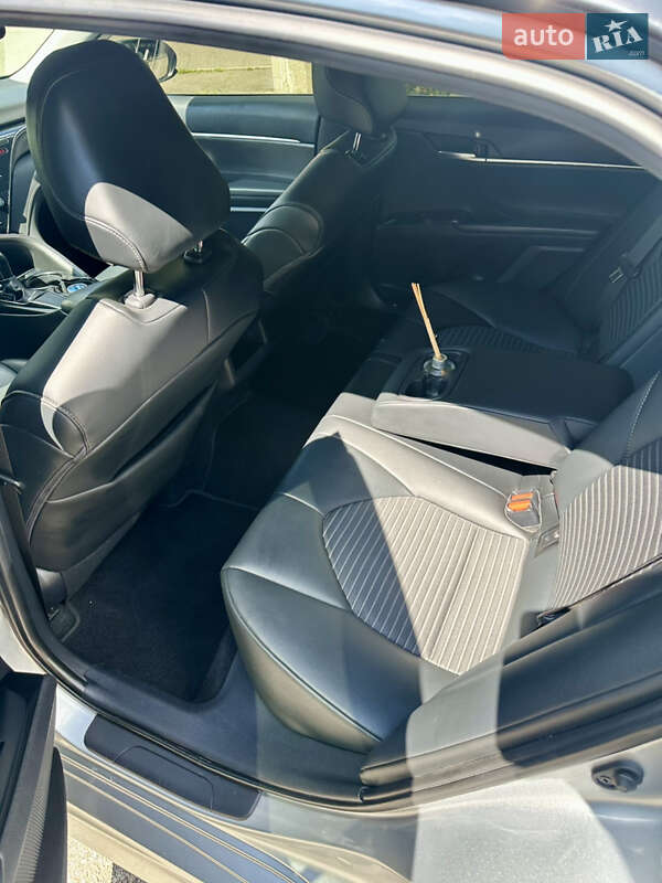 Седан Toyota Camry 2019 в Києві фото 17 Седан Toyota Camry 2019 в Києві