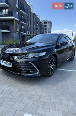 Седан Toyota Camry 2023 в Черкассах