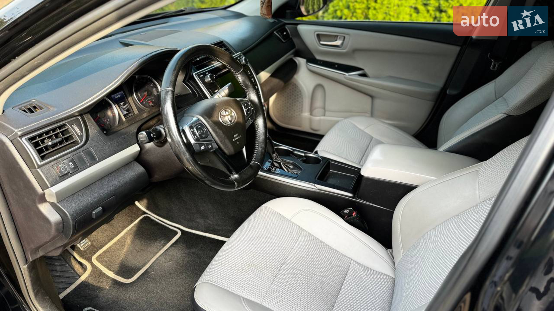 2015 Toyota Camry - мініатюра 2