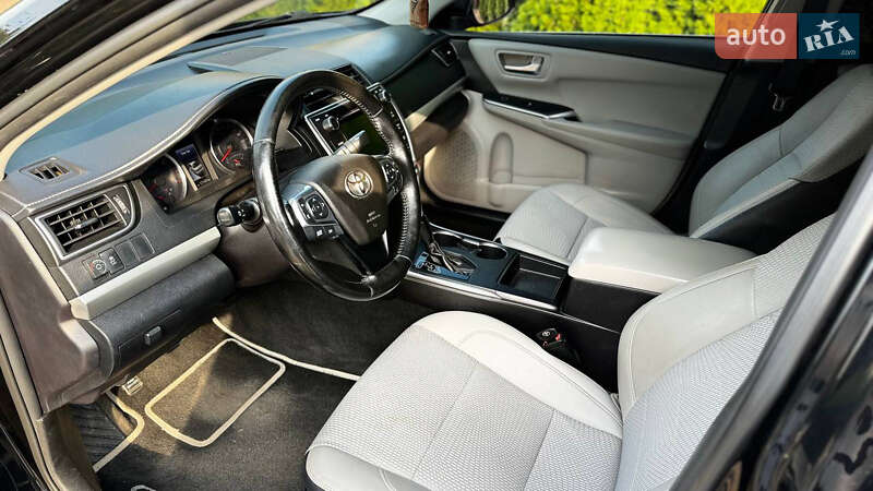 Седан Toyota Camry 2015 в Києві фото 2 Седан Toyota Camry 2015 в Києві