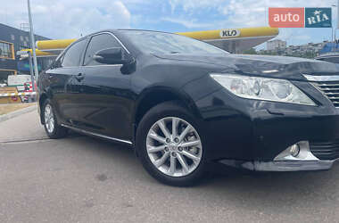 Седан Toyota Camry 2011 в 