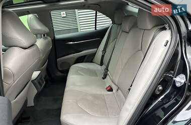 Седан Toyota Camry 2021 в 