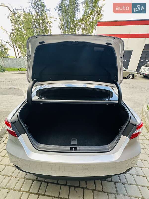 Седан Toyota Camry 2018 в Івано-Франківську фото 15 Седан Toyota Camry 2018 в Івано-Франківську