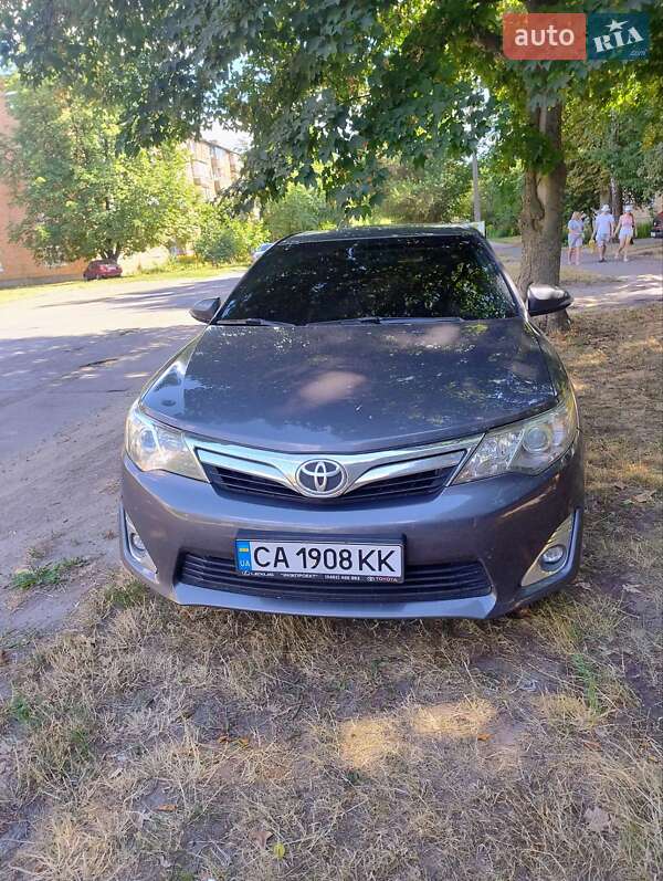 Toyota Camry 2012