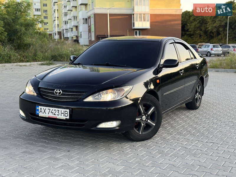 Toyota Camry 2003