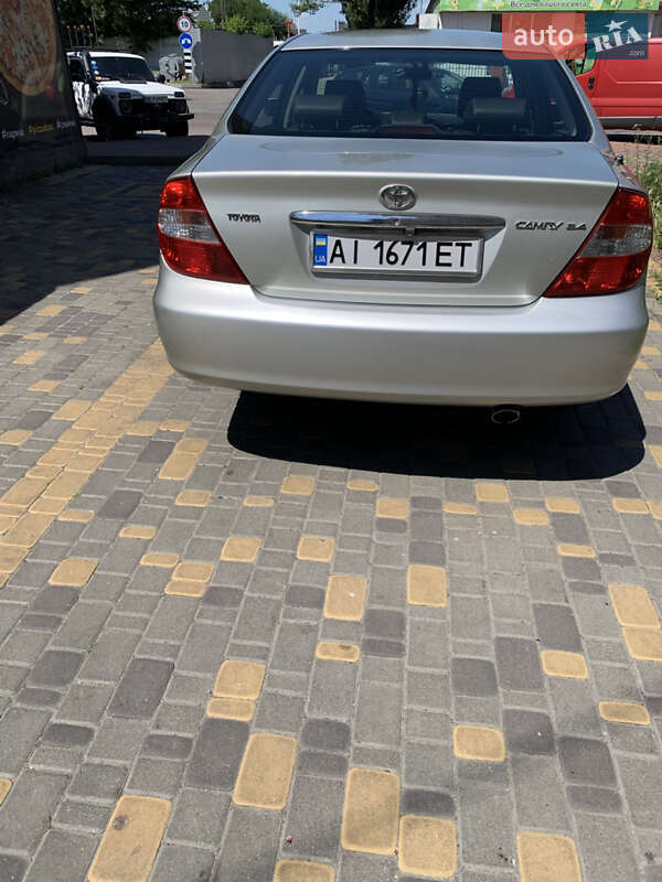 Седан Toyota Camry 2003 в Киеве