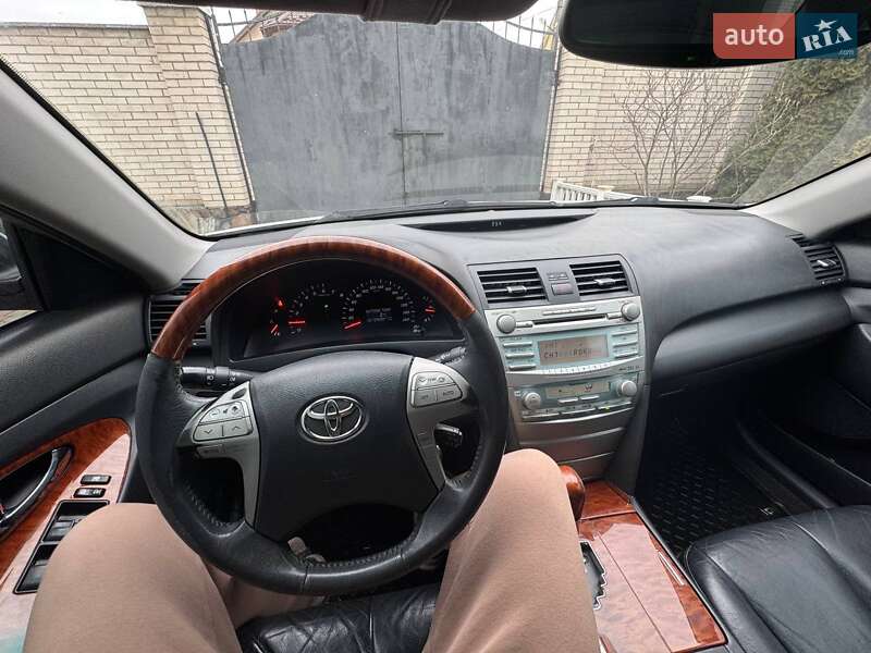 Седан Toyota Camry 2007 в Виннице
