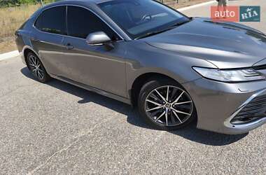 Седан Toyota Camry 2021 в Днепре