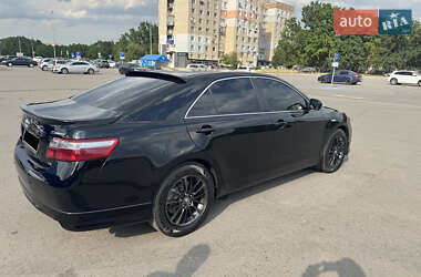 Седан Toyota Camry 2008 в Киеве