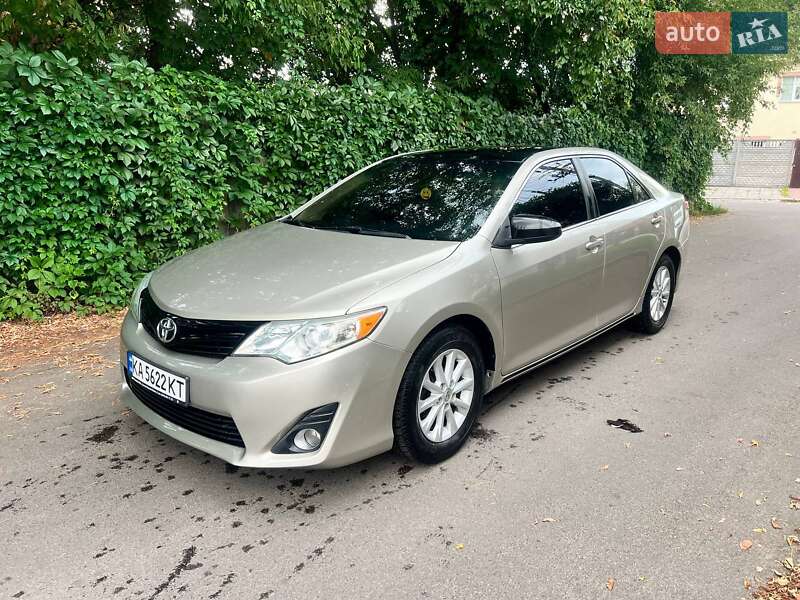 Toyota Camry 2013