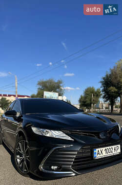 Седан Toyota Camry 2021 в Харькове