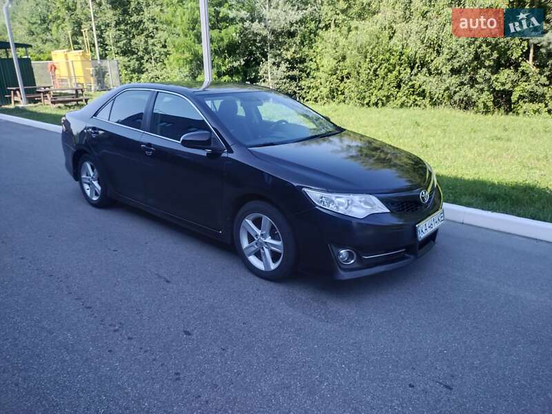 Toyota Camry 2013