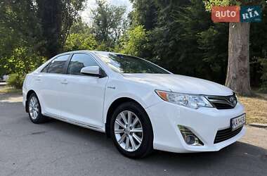 Седан Toyota Camry 2014 в Києві
