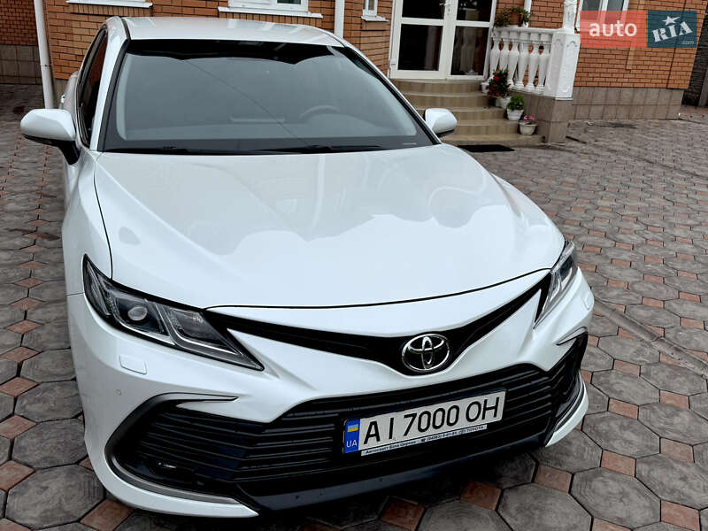 Седан Toyota Camry 2021 в Білій Церкві