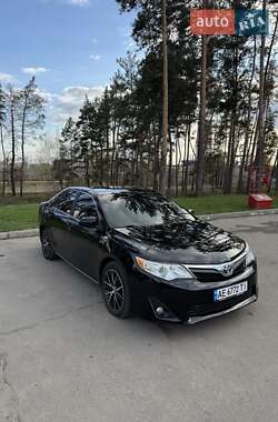 Седан Toyota Camry 2012 в Харькове