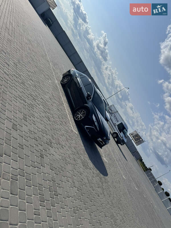 Седан Toyota Camry 2021 в Києві