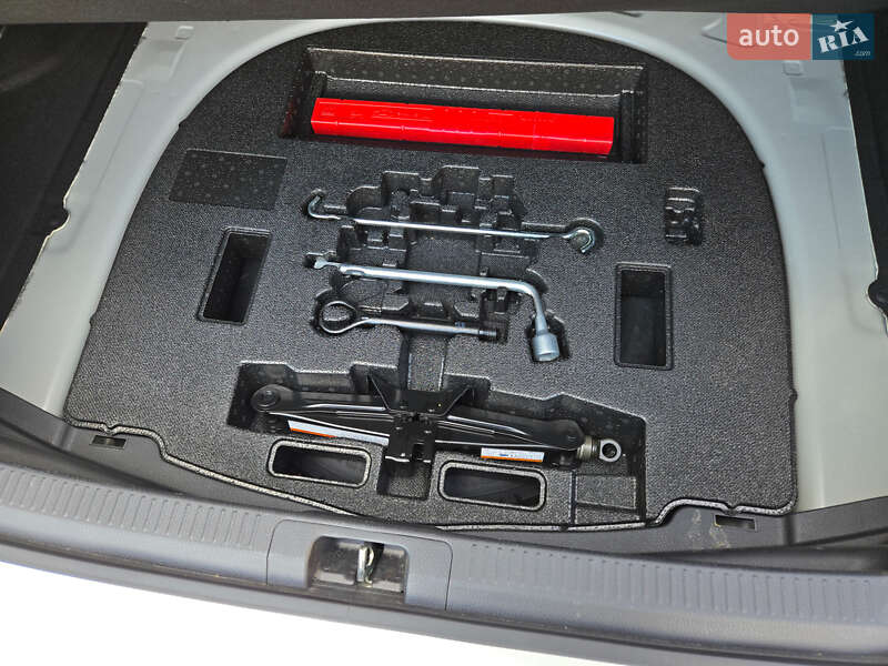 Седан Toyota Camry 2021 в Снятині