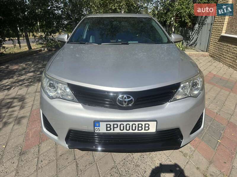 Toyota Camry 2014