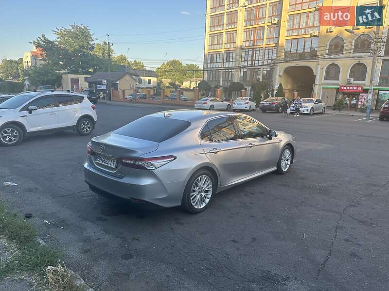 Седан Toyota Camry 2017 в Одесі