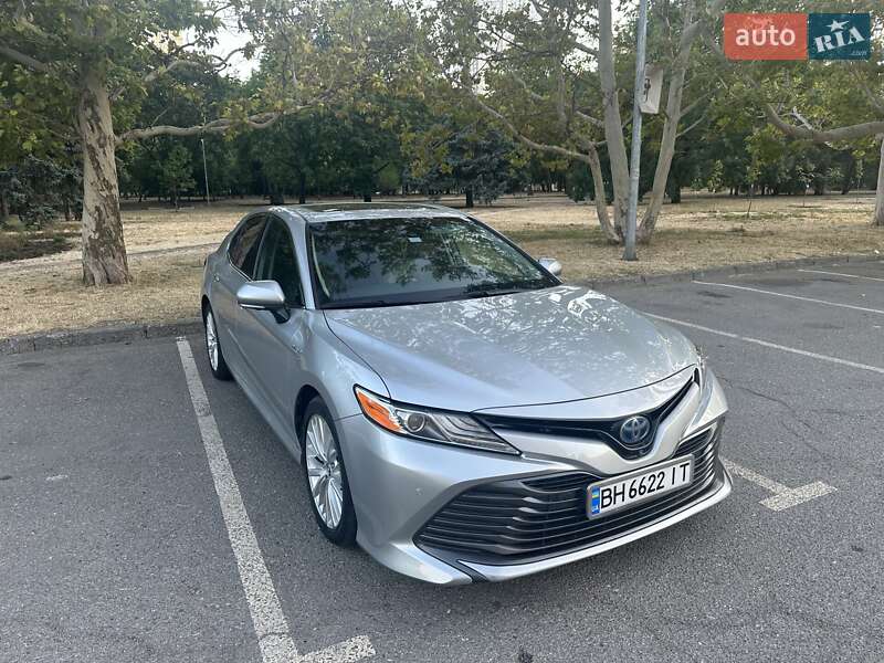 Седан Toyota Camry 2017 в Одесі