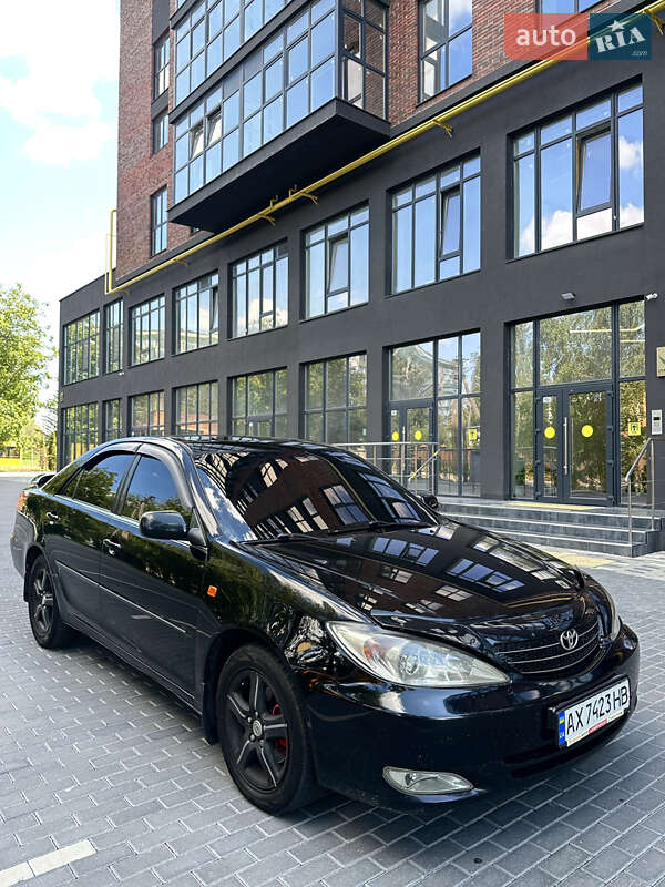 Toyota Camry 2003